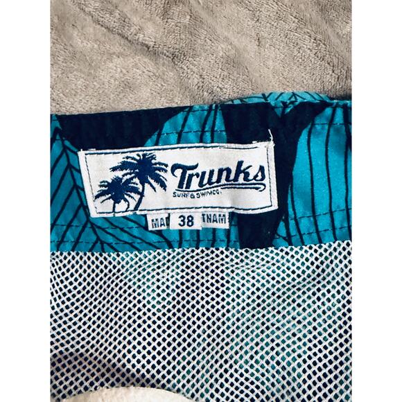 Trunks Surf &‎ Swim Co. Size 38 Men Swim Shorts Lined Blue Black Leaves Ocean - Picture 3 of 7